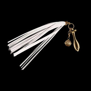 Detachable White Flogger-Tail Plug Kit with Rose-shape Plug